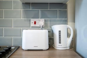 Casa | Cozinha privada | Geladeira, micro-ondas, fogão, cooktop