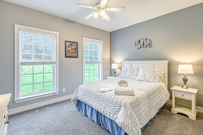 4 habitaciones, tabla de planchar con plancha, internet y ropa de cama 