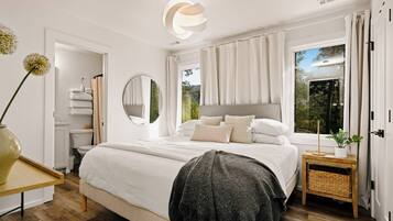 3 Schlafzimmer, Schreibtisch, Bügeleisen/Bügelbrett, kostenloses WLAN