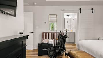 3 chambres, bureau, fer et planche à repasser, Wi-Fi gratuit