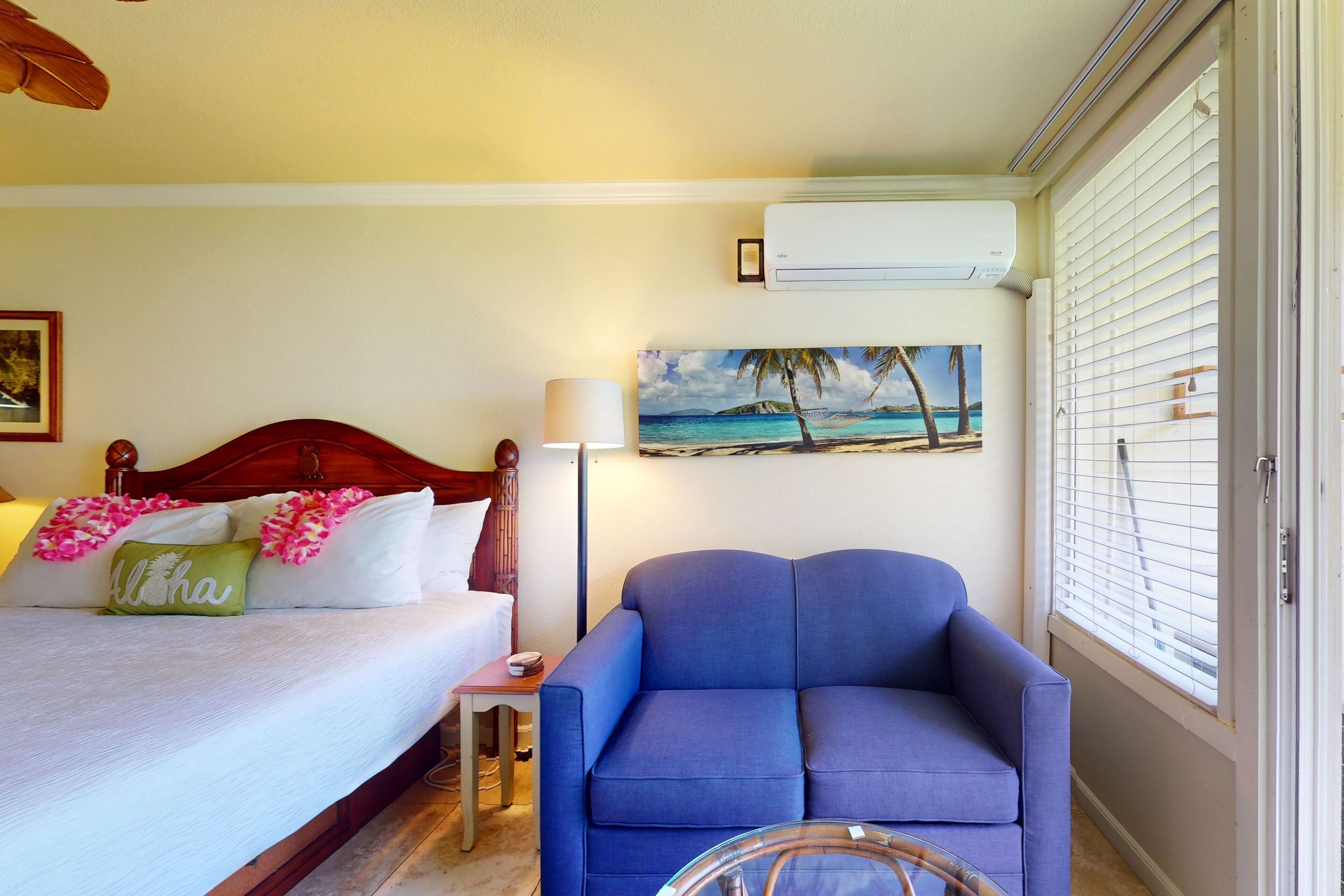 Iron/ironing board, free internet, bed sheets, wheelchair access