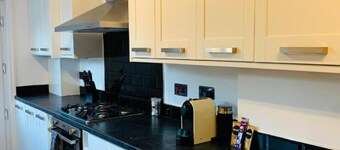 Waterloo House 4 bedroom Sleeps11