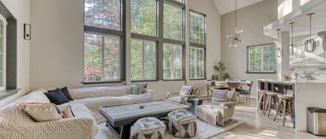 Televisión, chimenea