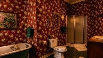 Bathtub, hair dryer, towels
