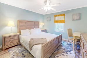 2 bedrooms, iron/ironing board, Internet, bed sheets