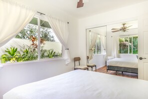 3 soverom, skrivebord, strykejern/-brett og internettilgang