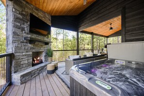 Bain à remous extérieur
