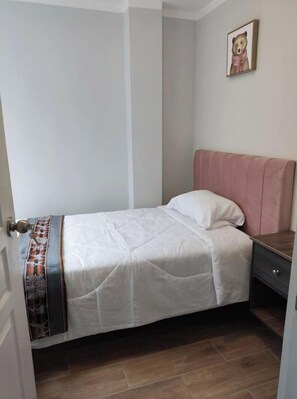 3 chambres, Wi-Fi gratuit, draps fournis