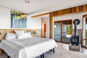 3 Schlafzimmer, Bügeleisen/Bügelbrett, Internetzugang, Bettwäsche