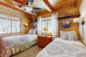 1 chambre, fer et planche à repasser, Internet gratuit, draps fournis