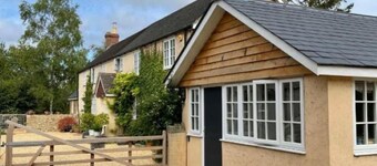 Cosy Rural Annex, Free Parking, Walkable to Frome Town Centre