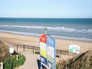 Beach - 1 bedroom accommodation in Mundesley (Mundesley)