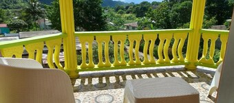 Countryside Hideaway Villa 15 minutes from the beach!!