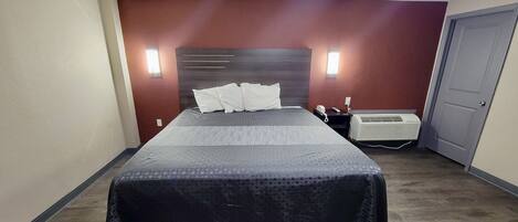 Suite Single Bed (1 King) | 책상, 노트북 작업 공간, 무료 WiFi, 침대 시트