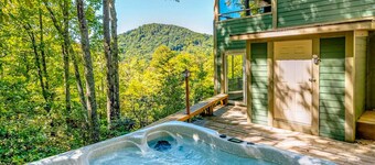 Luxury mountain home with hot tub, theater, pool table & million dollar views