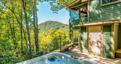 Luxury mountain home with hot tub, theater, pool table & million dollar views