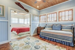 3 bedrooms, Internet, bed sheets