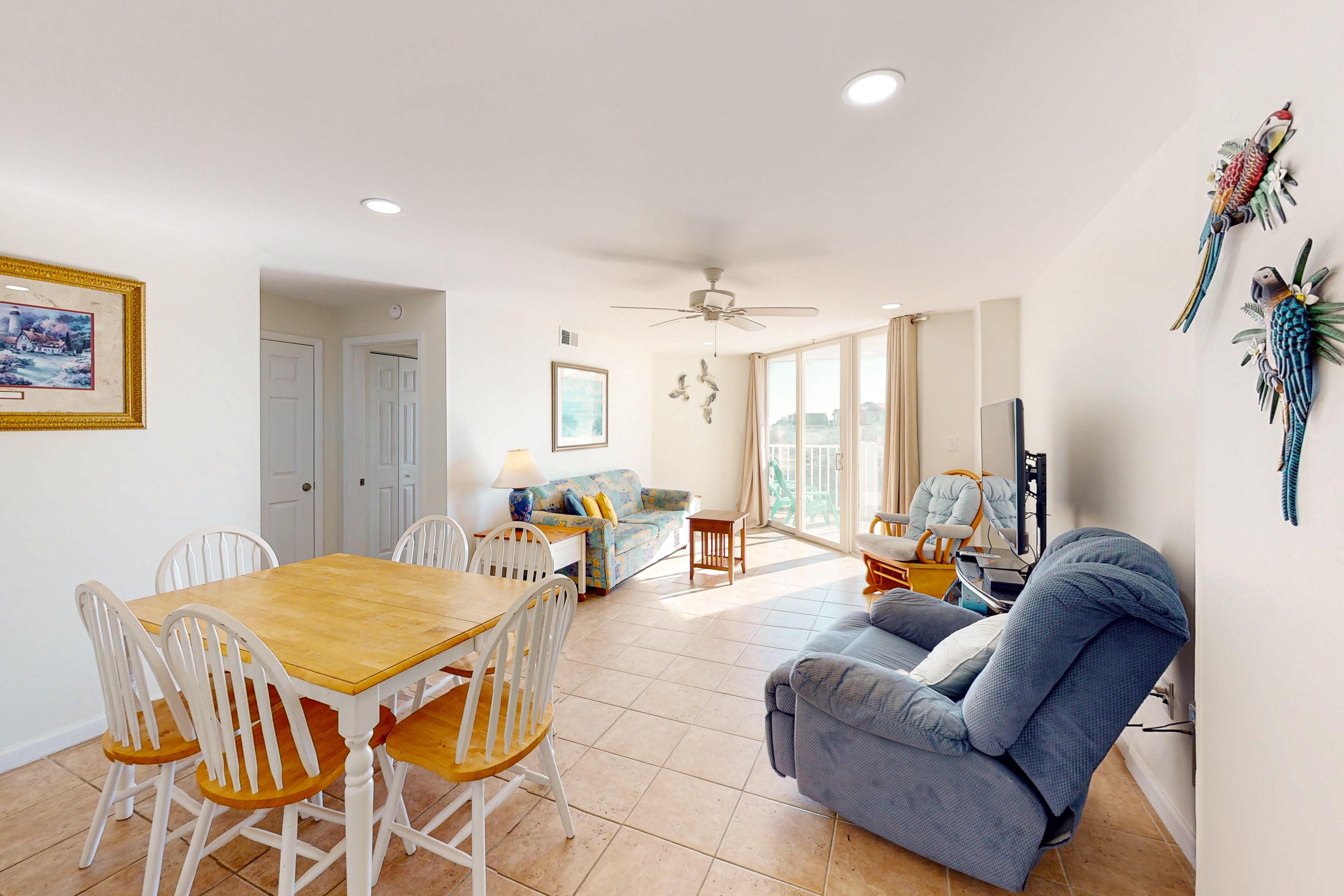 St. Regis beach condo with ocean-view balcony, pool, gym & restaurant