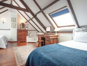 3 bedrooms, free WiFi, bed sheets