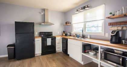 Quiet Country Feeling, Convenient to Everything, Fastest Internet 2