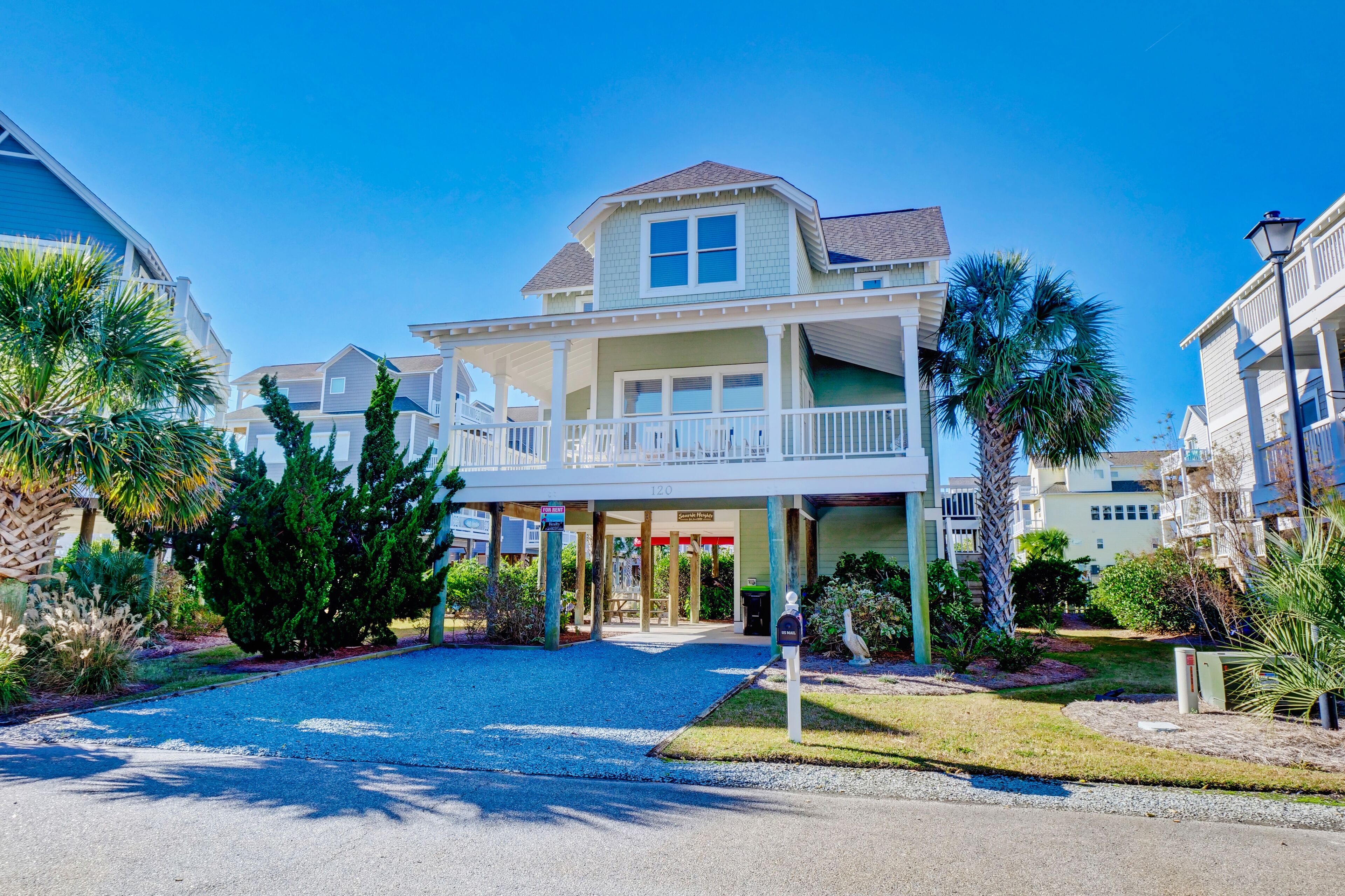 Seaside Village home - washer/dryer, central AC & beach access - community pool