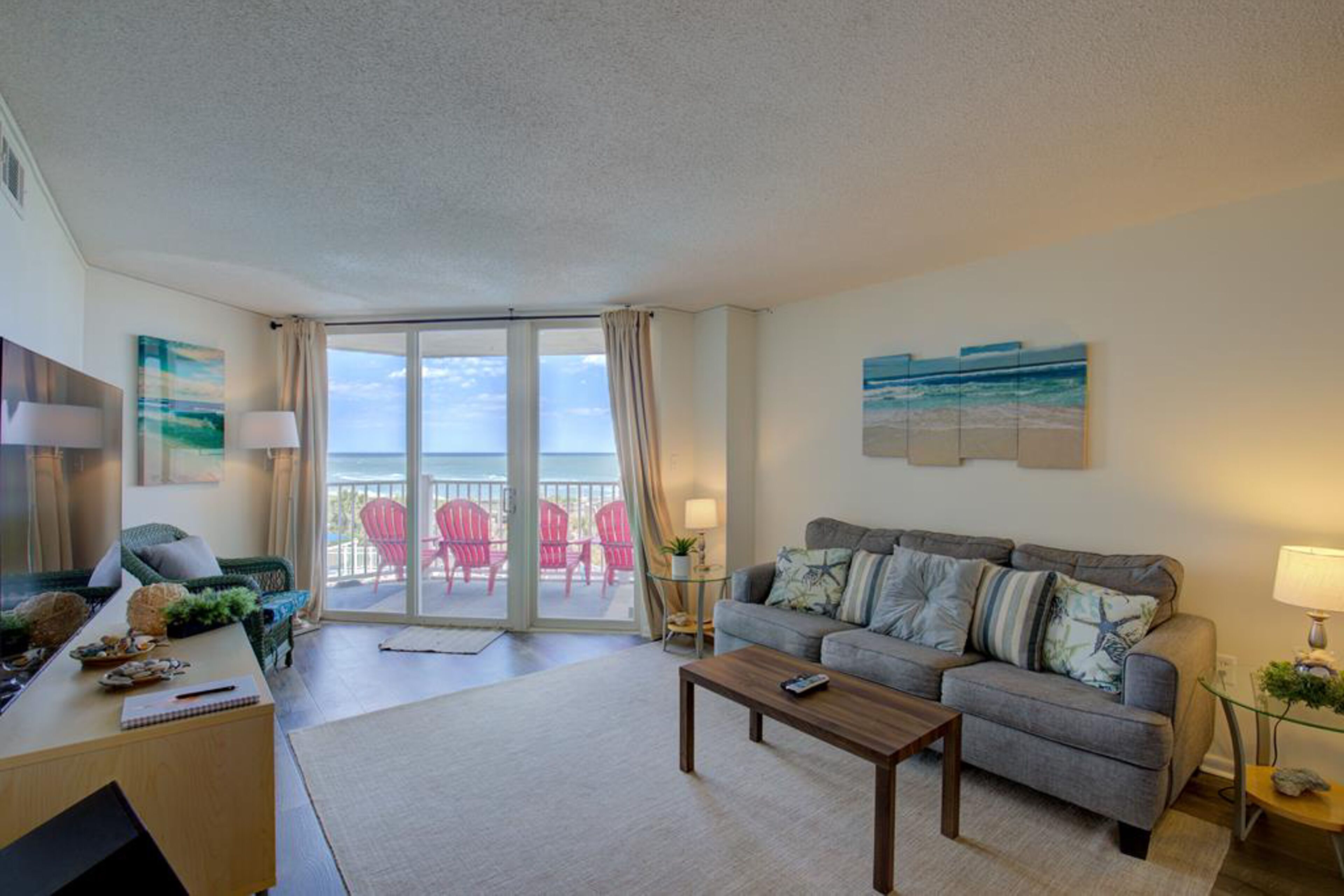 Oceanfront St. Regis condo with ocean views, fast WiFi, pool, gym & beach access