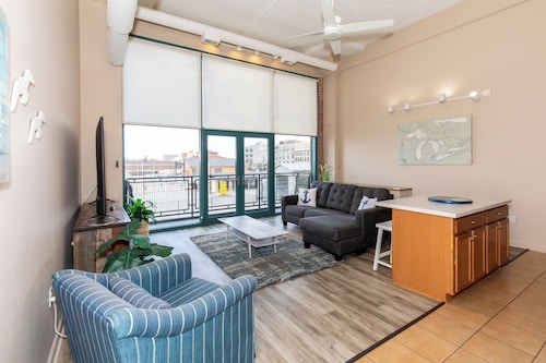 Condo with Lake & Cedar Point View