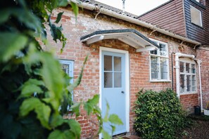 Exterior - HOVELL HALL  Country B&B (Norwich)