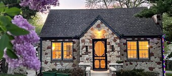 Holiday house near the town and airport