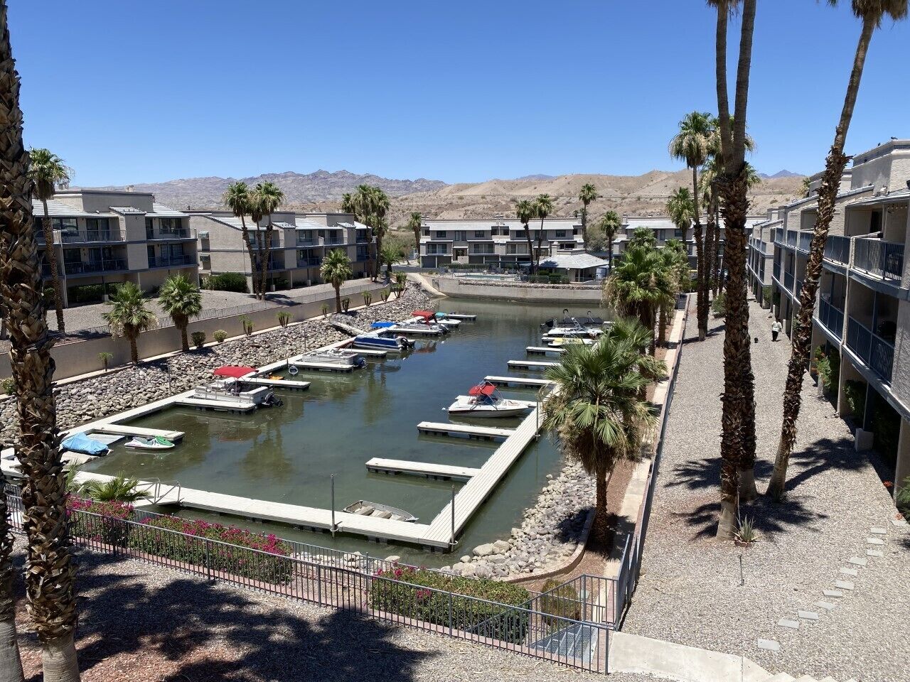 Beautiful Condo on the Colorado River