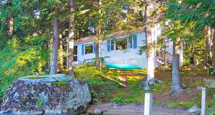 Beautiful updated lakefront home with a washer/dryer, grill & dog-friendly