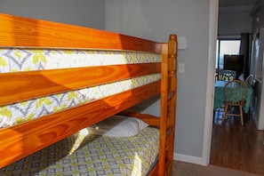 3 bedrooms, Internet, bed sheets
