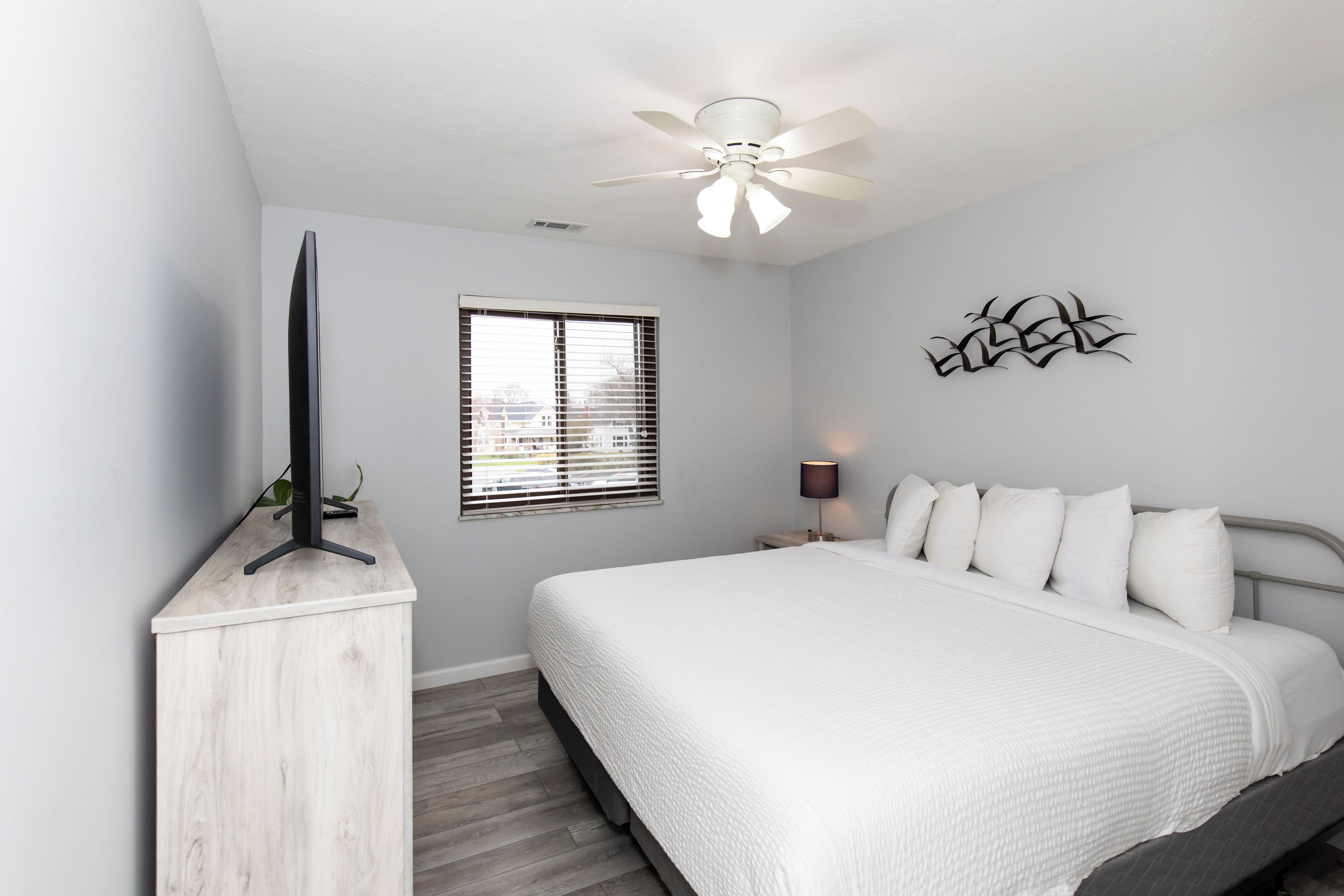 2 bedrooms, desk, free WiFi, bed sheets