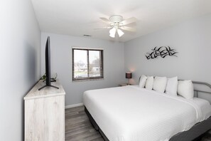 2 Schlafzimmer, Schreibtisch, kostenloses WLAN, Bettwäsche