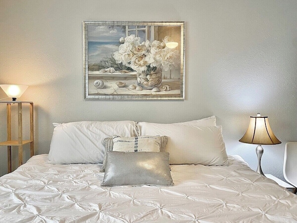 1 bedroom, desk, iron/ironing board, free WiFi