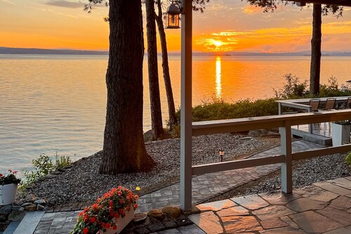 Renovated home with a water view, washer/dryer, full AC, deck & wood stove