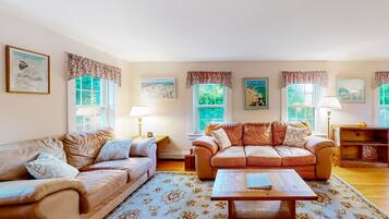 TV, DVD player, stereo