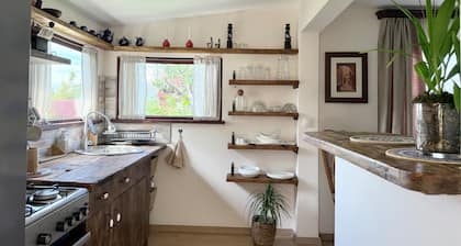 Charming 1-bedroom chalet in the mountains of Kiketi, near to Kiketi Farm.