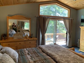 2 habitaciones, escritorio, wifi gratis y ropa de cama