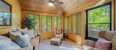 Televisión y oficina