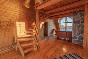 Superior Rorbu Suite with Seaview | Living area - Henningsvær Rorbuer (Vagan)