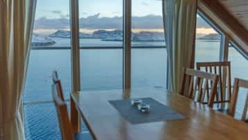 Rorbu Suite med havutsikt | Utsikt fra rommet