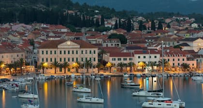 Apartment Dragojevic - Two bedroom apartment with Terrace and Sea View