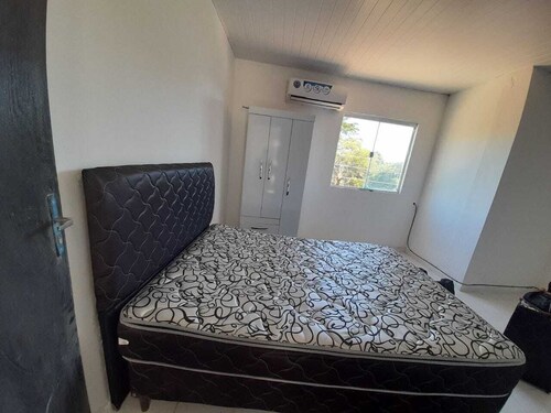 5 minutes from the airport, the comercial city, is a place will be in pace, save