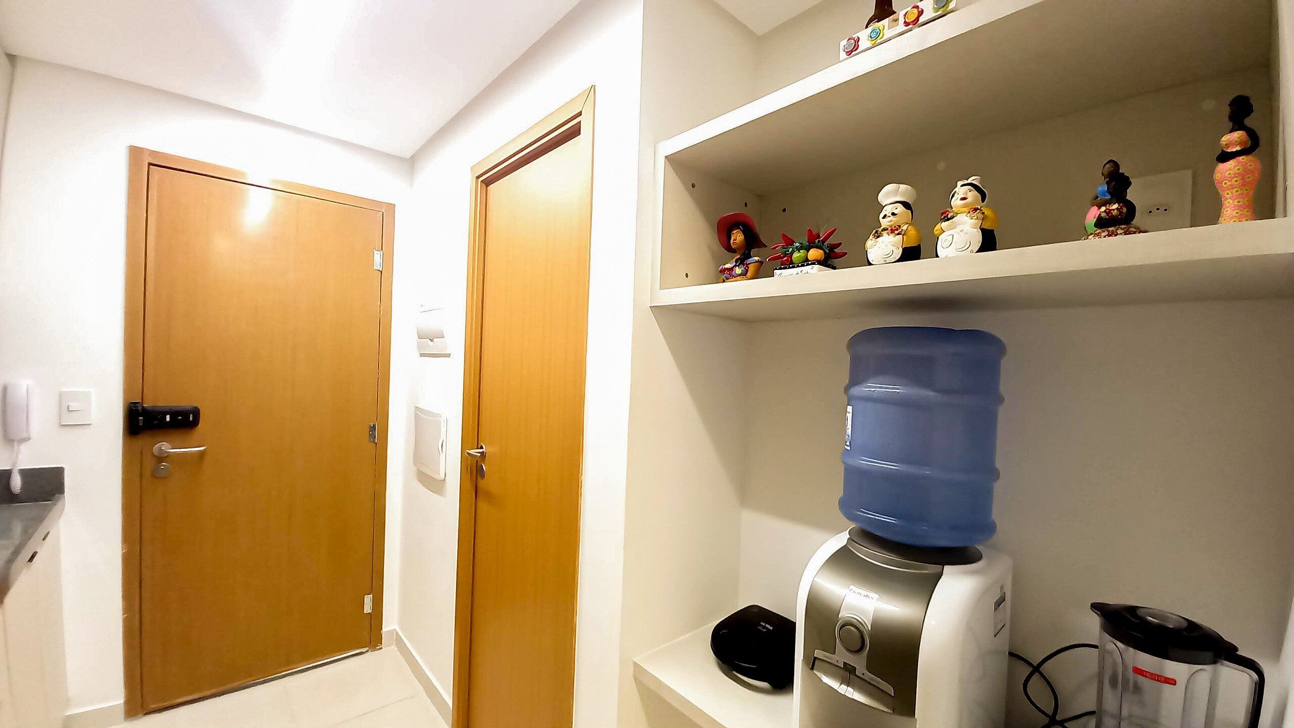 Leilighet, bassengutsikt | Innvendig