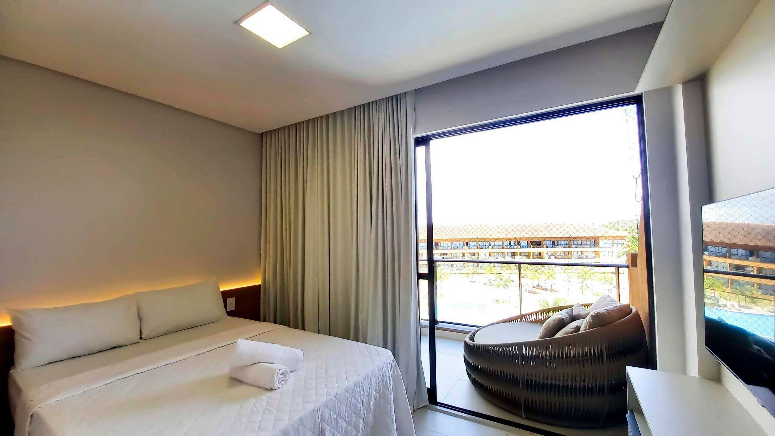 Basic Apartment | Individually decorated, individually furnished, free WiFi