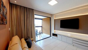 Family Apartment, Pool View | Living area