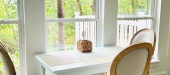 Magnolia Suite at The Mockingbird inn Boutique Hotel