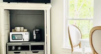 Magnolia Suite at The Mockingbird inn Boutique Hotel