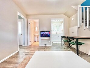 Interior - The HiddenGem-2 Bedroom Cottage (Sultan)